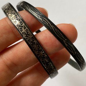 Set of 2 Black and Silver Bangles